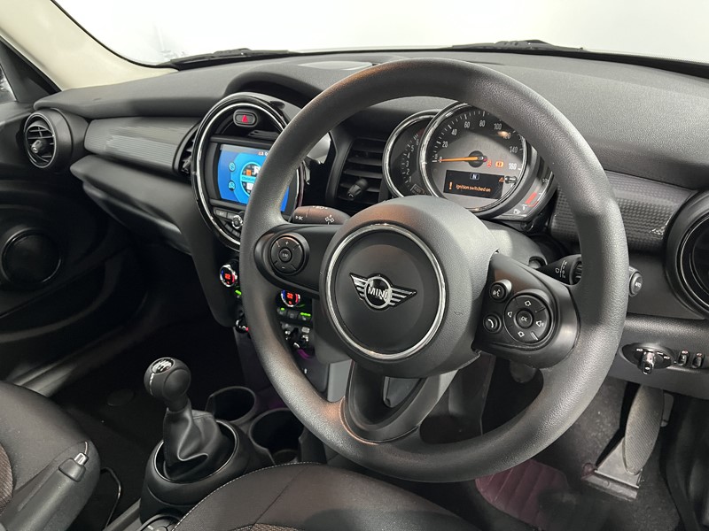 Used MINI Hatch 2020 for sale - 77848240: Photo 6