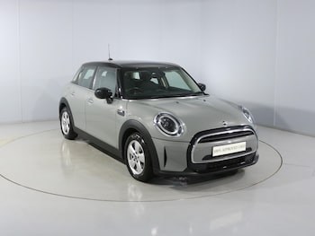 MINI Hatch feature image