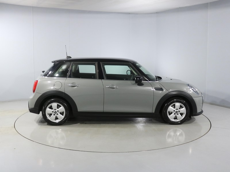 Used MINI Hatch 2022 for sale - 77001368: Photo 3