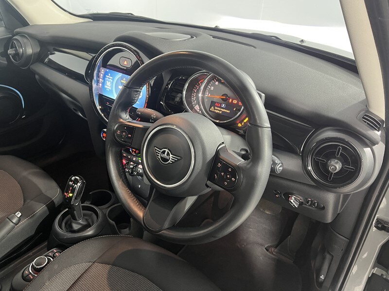 Used MINI Hatch 2022 for sale - 77001368: Photo 6