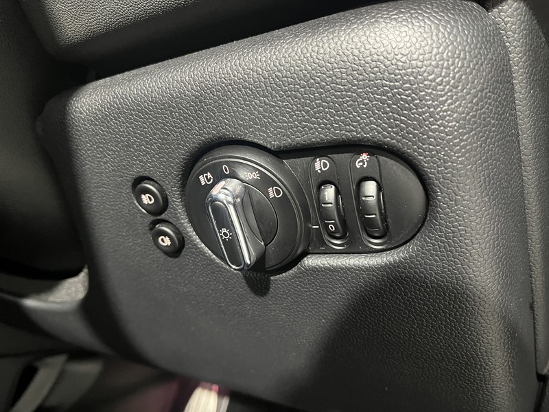 Used MINI Hatch 2019 for sale - 76980851: Photo 21