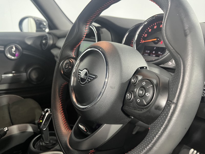 Used MINI Hatch 2019 for sale - 76980851: Photo 22