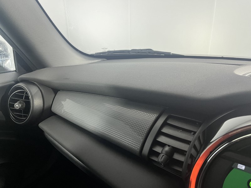 Used MINI Hatch 2019 for sale - 76980851: Photo 26