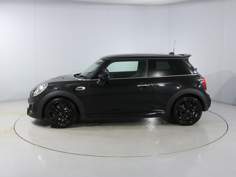 Used MINI Hatch 2019 for sale - 76980851: Photo 42