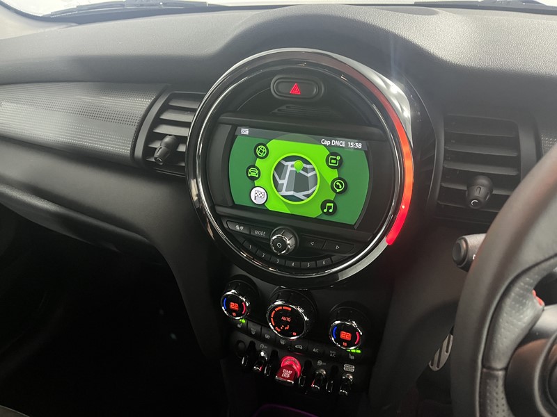 Used MINI Hatch 2019 for sale - 76980851: Photo 8