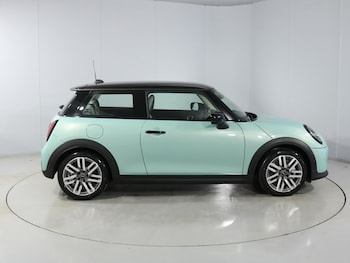 Used MINI Cooper 2025 for sale - 78329061: Photo