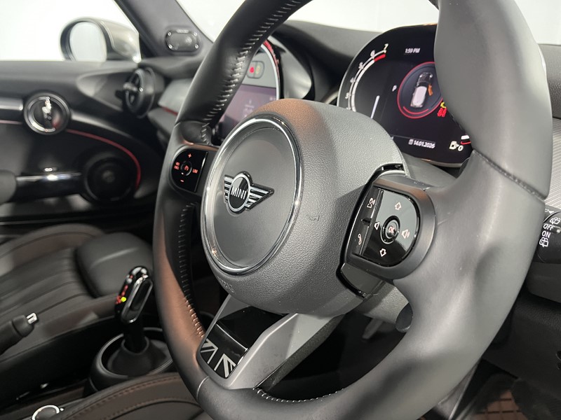 Used MINI Hatch 2023 for sale - 77339564: Photo 24