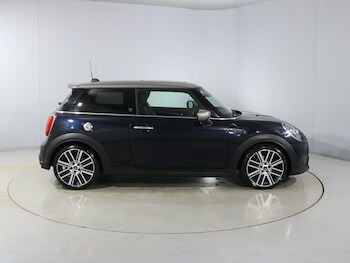 Used MINI Hatch 2023 for sale - 77339564: Photo