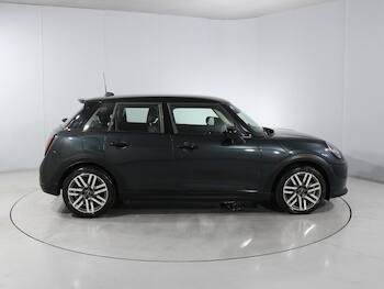 Used MINI Cooper 2025 for sale - 79868685: Photo