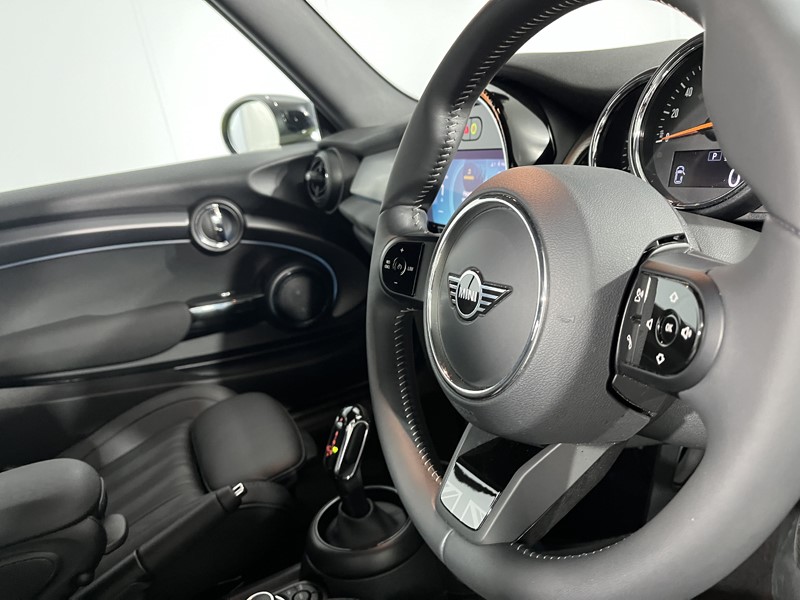 Used MINI Convertible 2022 for sale - 77528255: Photo 20