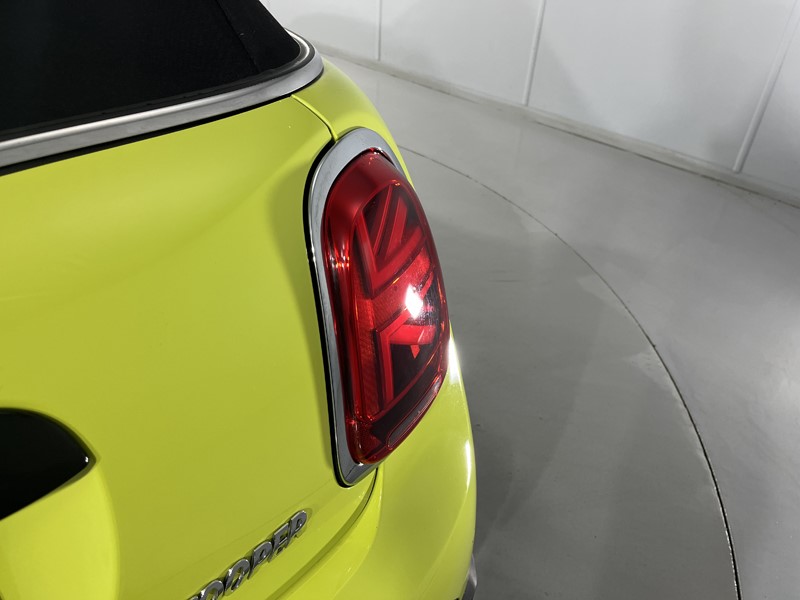 Used MINI Convertible 2022 for sale - 77528255: Photo 39