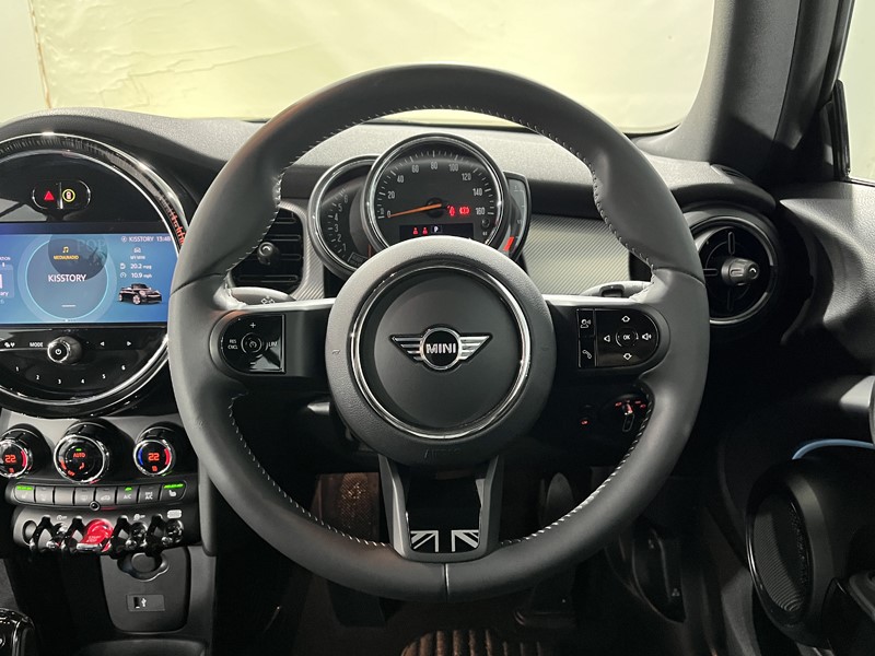 Used MINI Convertible 2022 for sale - 77528255: Photo 5