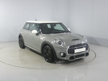 Used MINI Hatch 2018 for sale - 76982263: Photo