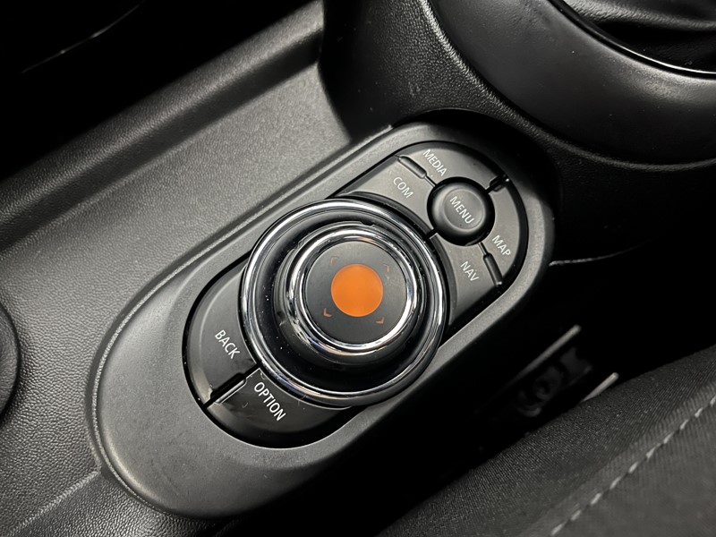 Used MINI Hatch 2018 for sale - 76982263: Photo 32