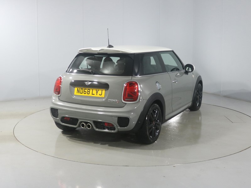 Used MINI Hatch 2018 for sale - 76982263: Photo 41