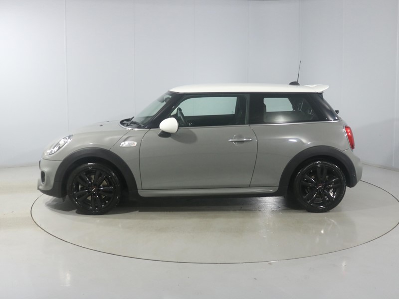Used MINI Hatch 2018 for sale - 76982263: Photo 42
