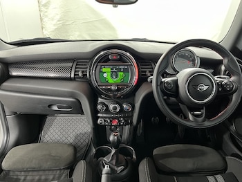 Used MINI Hatch 2018 for sale - 76982263: Photo