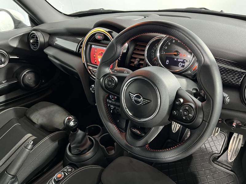 Used MINI Hatch 2018 for sale - 76982263: Photo 6