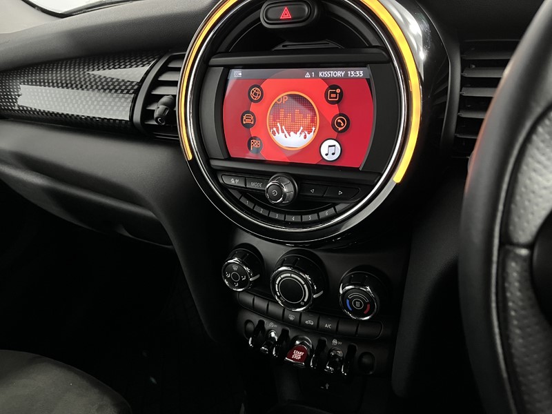 Used MINI Hatch 2018 for sale - 76982263: Photo 8