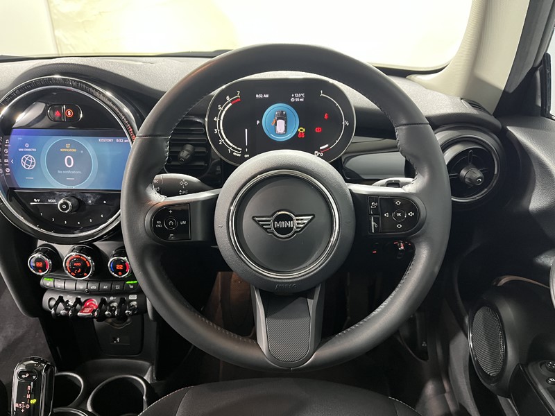 Used MINI Hatch 2022 for sale - 76981393: Photo 5