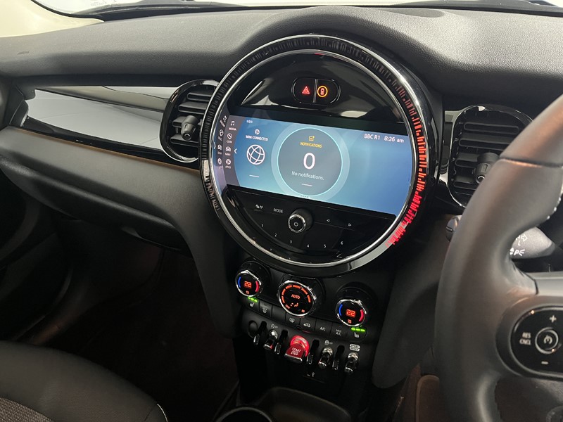 Used MINI Hatch 2022 for sale - 76981393: Photo 8