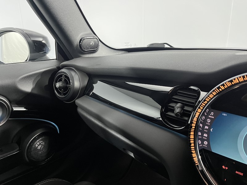 Used MINI Convertible 2022 for sale - 78077679: Photo 27