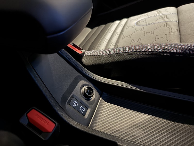 Used MINI Cooper 2025 for sale - 77515954: Photo 30