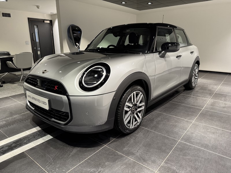 Used MINI Cooper 2025 for sale - 77515954: Photo 42