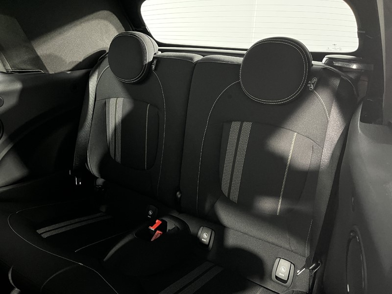 Used MINI Convertible 2024 for sale - 77981202: Photo 12