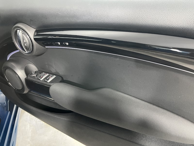 Used MINI Convertible 2024 for sale - 77981202: Photo 19