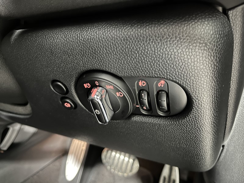 Used MINI Convertible 2024 for sale - 77981202: Photo 20