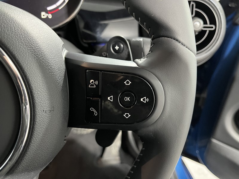 Used MINI Convertible 2024 for sale - 77981202: Photo 23