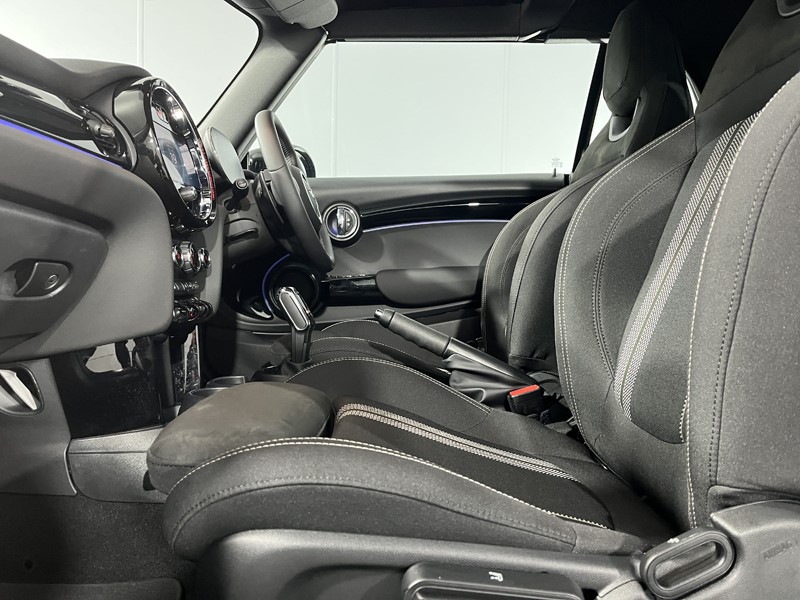 Used MINI Convertible 2024 for sale - 77981202: Photo 34