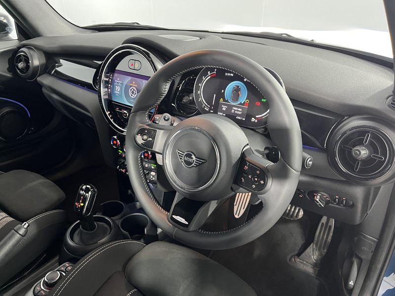 Used MINI Convertible 2024 for sale - 77981202: Photo 6