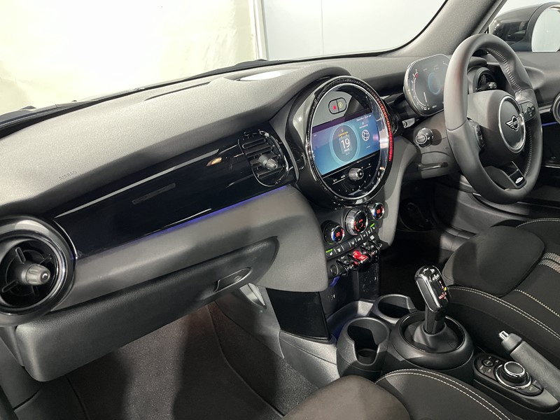 Used MINI Convertible 2024 for sale - 77981202: Photo 7