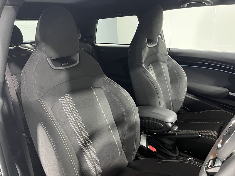 Used MINI Hatch 2023 for sale - 76981757: Photo 11