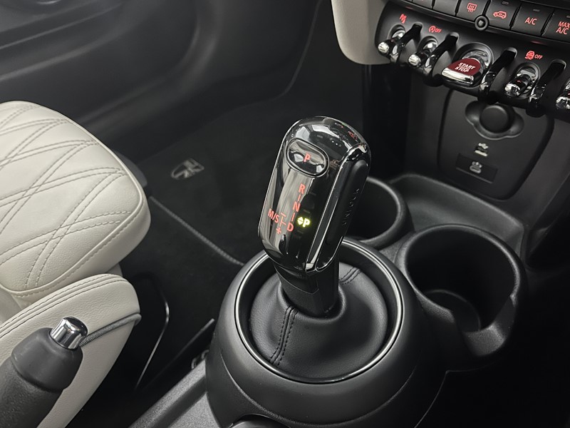 Used MINI Hatch 2022 for sale - 76982385: Photo 10