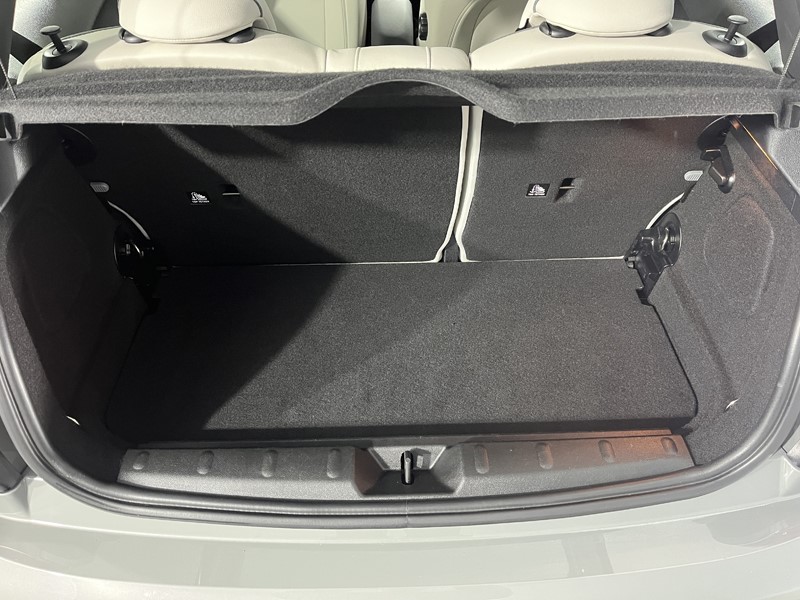 Used MINI Hatch 2022 for sale - 76982385: Photo 13