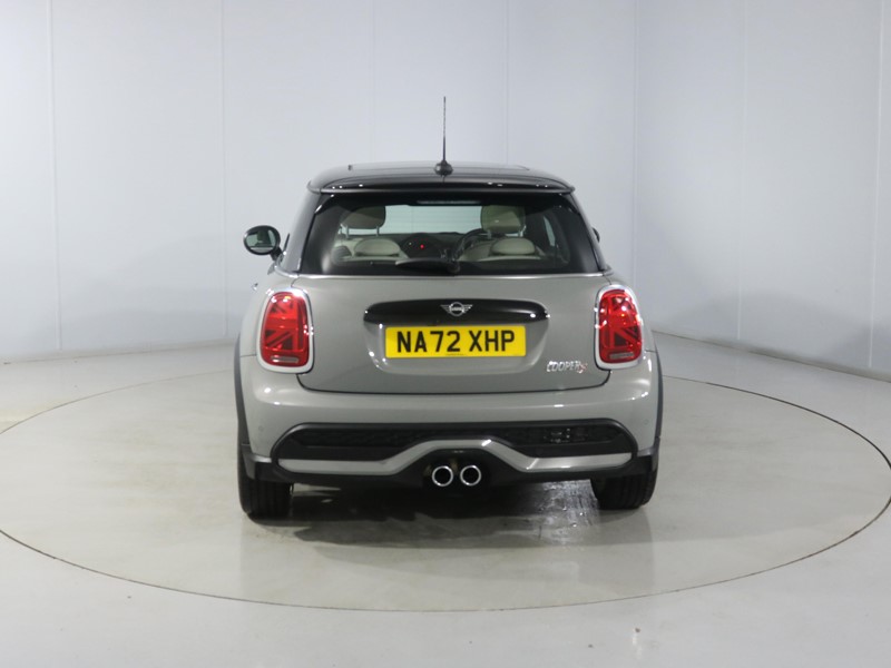 Used MINI Hatch 2022 for sale - 76982385: Photo 15