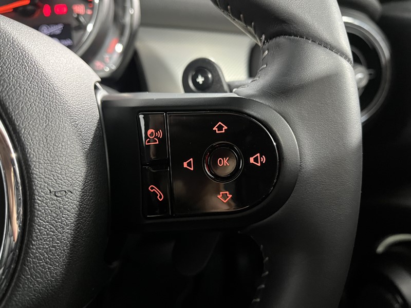 Used MINI Hatch 2022 for sale - 76982385: Photo 26