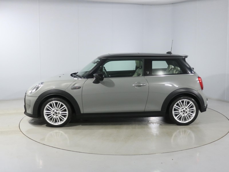 Used MINI Hatch 2022 for sale - 76982385: Photo 45