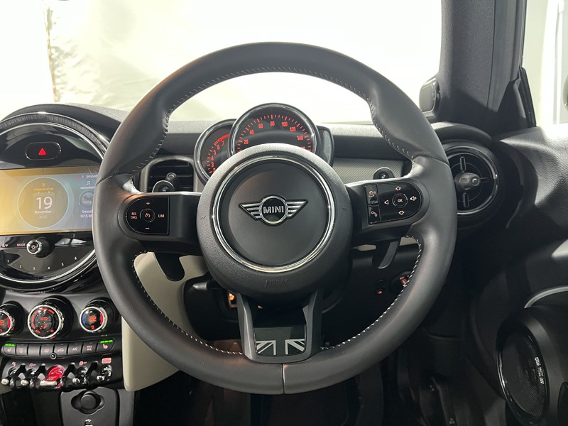 Used MINI Hatch 2022 for sale - 76982385: Photo 5