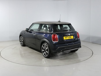 Used MINI Hatch 2021 for sale - 79087933: Photo
