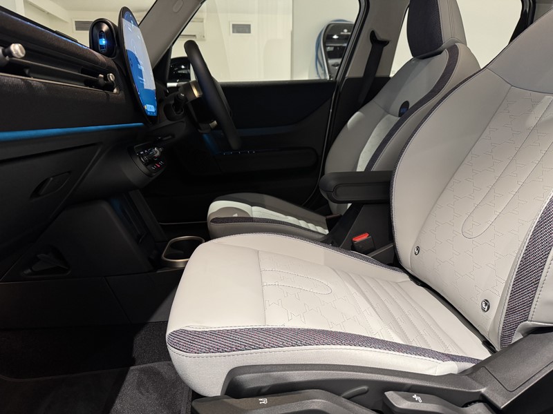 Used MINI Cooper 2025 for sale - 77504455: Photo 33