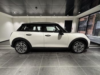Used MINI Cooper 2025 for sale - 77504455: Photo