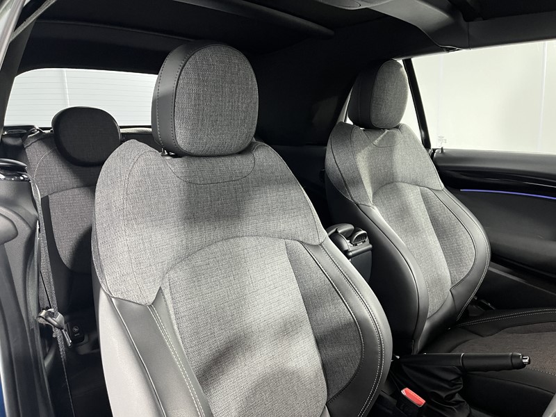 Used MINI Convertible 2024 for sale - 76981229: Photo 11