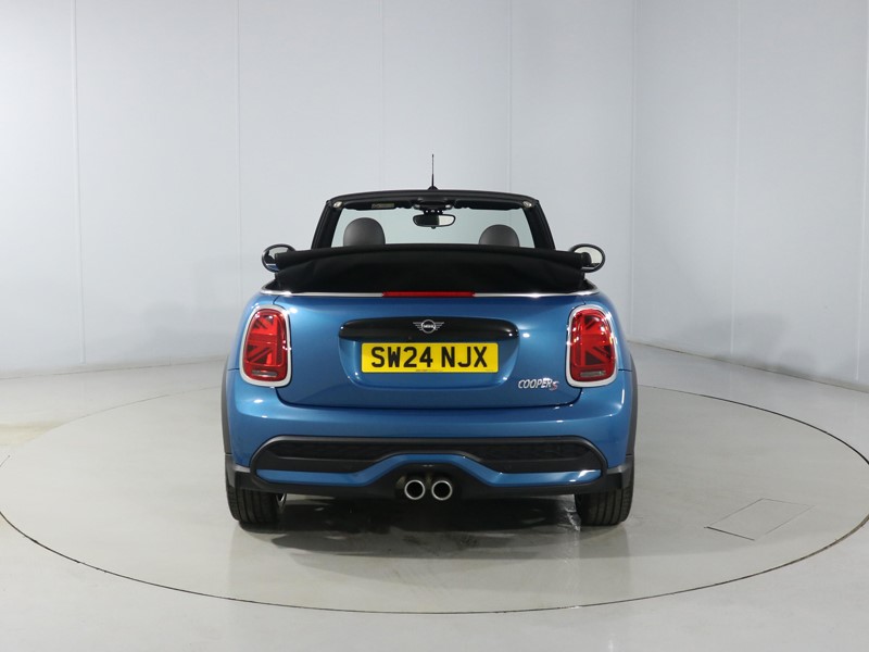 Used MINI Convertible 2024 for sale - 76981229: Photo 15