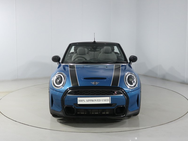 Used MINI Convertible 2024 for sale - 76981229: Photo 16