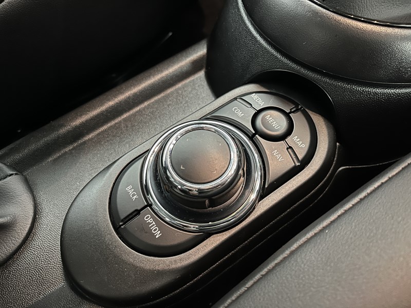 Used MINI Convertible 2024 for sale - 76981229: Photo 34