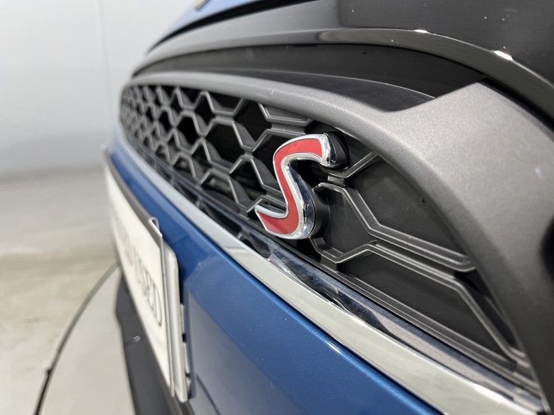 Used MINI Convertible 2024 for sale - 76981229: Photo 41